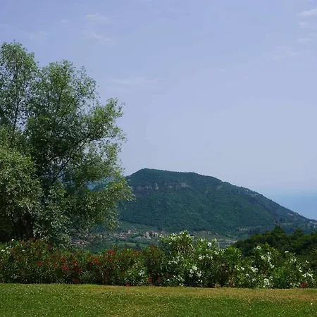Le Parti Apartment